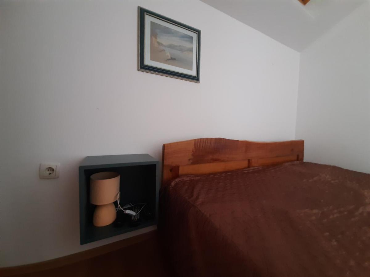 Nena 2 Apartman Sukošan Kültér fotó