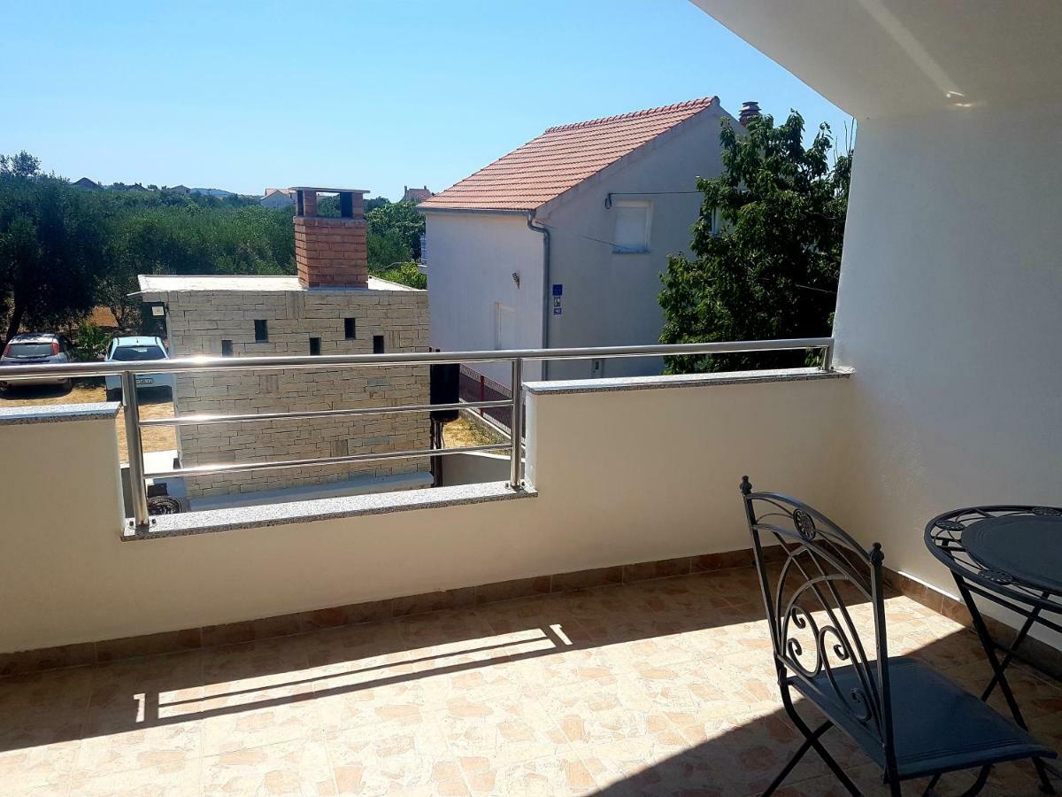 Nena 2 Apartman Sukošan Kültér fotó
