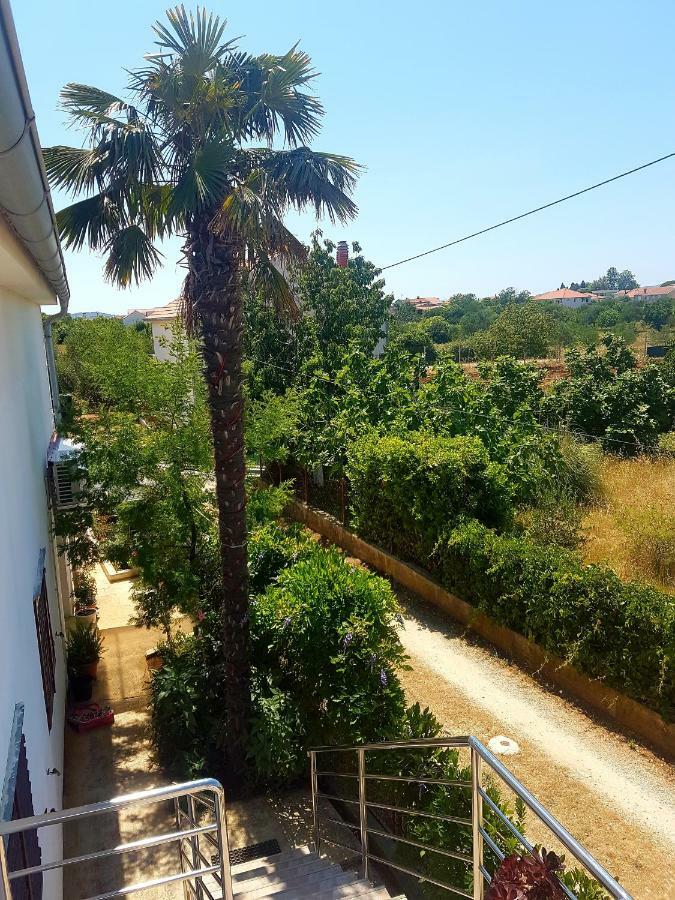 Nena 2 Apartman Sukošan Kültér fotó